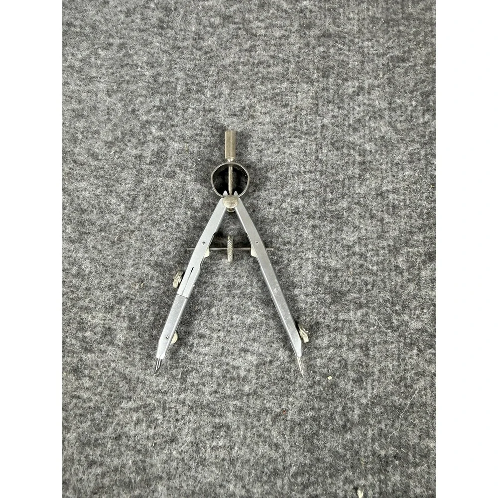 K+E brand style